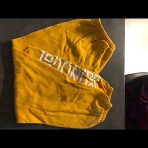 Small women’s Victoria secret pink joggers